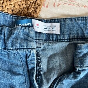 Old Navy TALL Light Blue Wide Leg Jeans